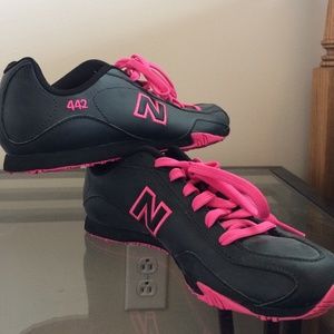 New balance 442