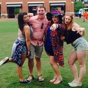 Meet your Posher, Nicole