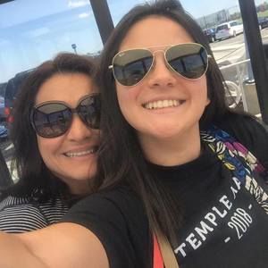 Meet your Posher, Ana