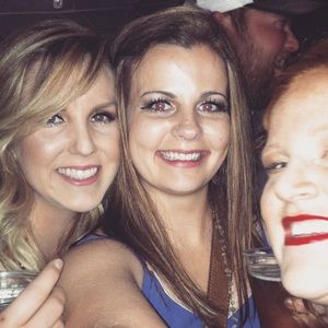 Meet your Posher, Mackenzie