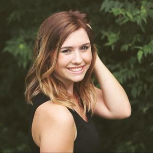 Meet your Posher, Danielle