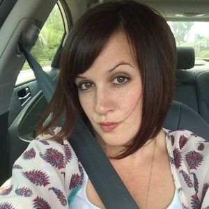 Meet your Posher, Danielle