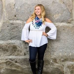 Meet your Posher, Stephanie