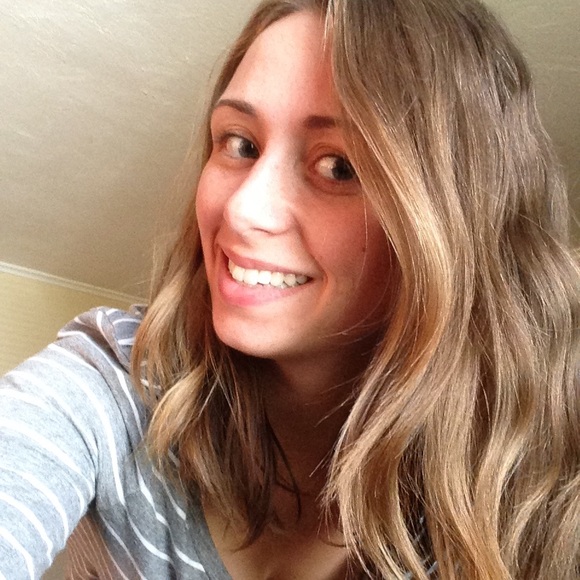 Meet your Posher, Justine - Picture 1 of 1