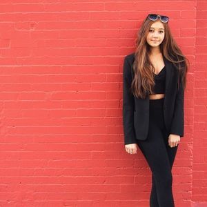 Meet your Posher, Aqeela