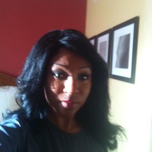 Meet your Posher, Adryenne