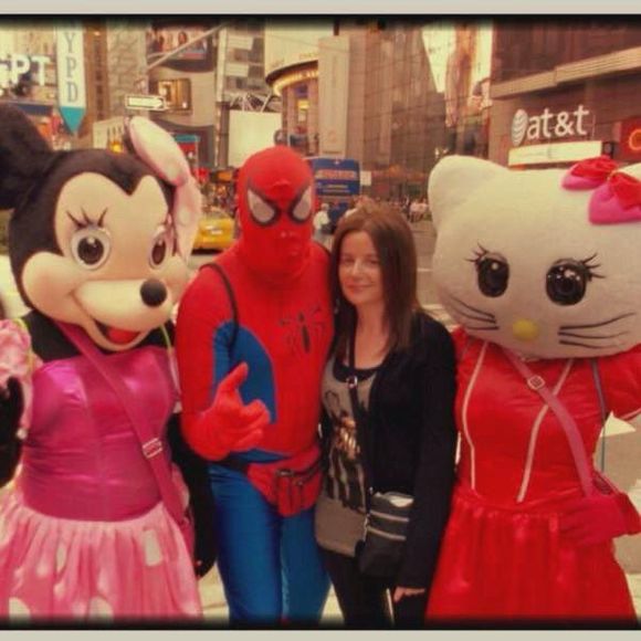 Meet your Posher, Sharon