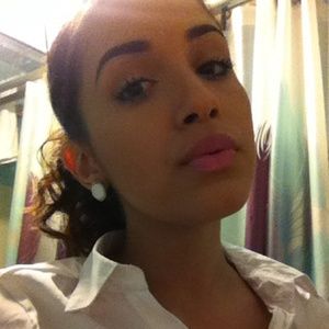 Meet your Posher, Farrah