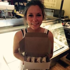 Meet your Posher, Gina