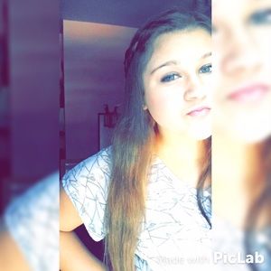 Meet your Posher, Alyssa