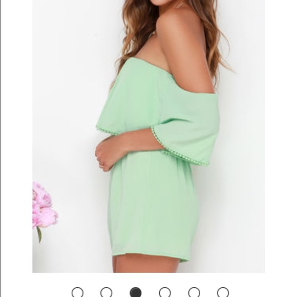 A romper never been worn. - Picture 3 of 4