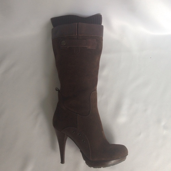Guess knee-high brown leather & suede boots!