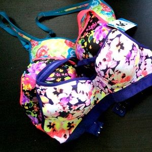 🚫SOLD🚫 Bundle of 6 bras!!