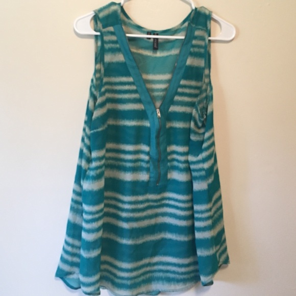 Size 1X, Maurices chiffon green/white striped top