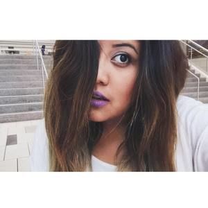 Meet your Posher, Evelyn