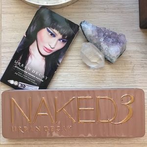 Naked 3 palette