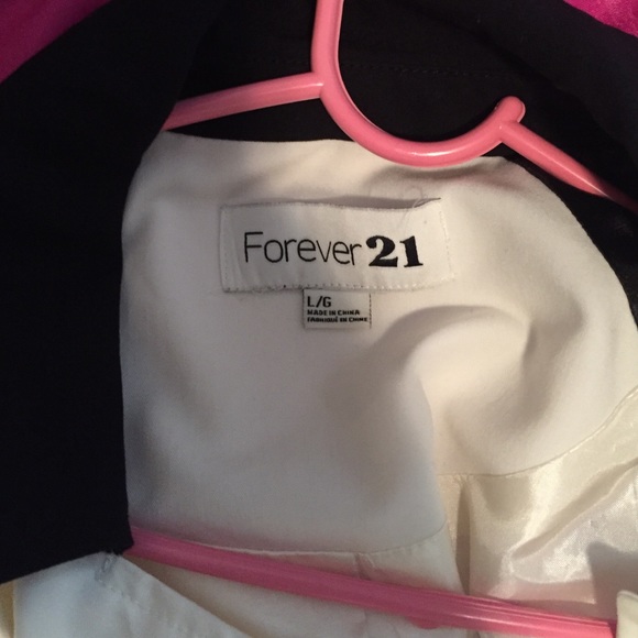 Cream and black any weather coat - Picture 4 of 4