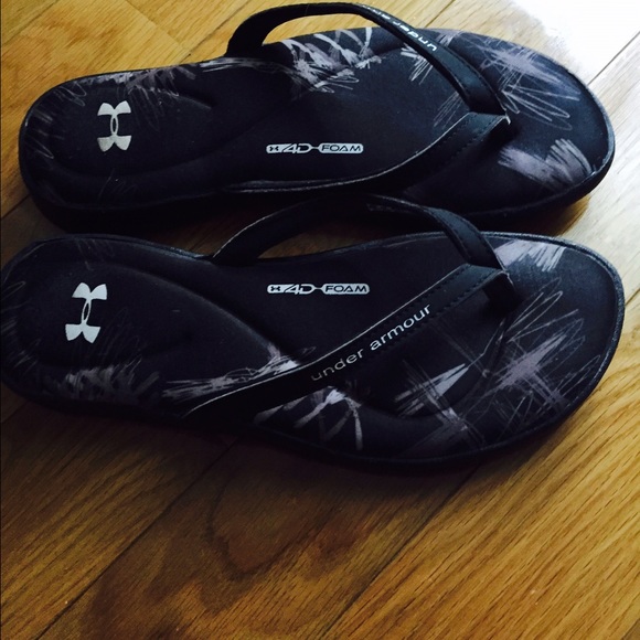 Women's Under Armour Slides!