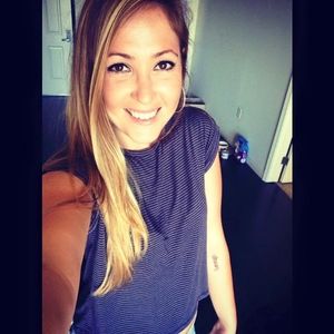 Meet your Posher, Candice