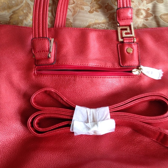 Purse - Picture 3 of 3