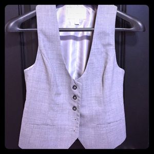 Menswear suit vest! On trend for Fall!