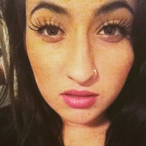 Meet your Posher, Eilish