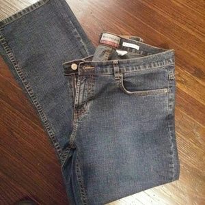 Old Navy boot cut stretch jean