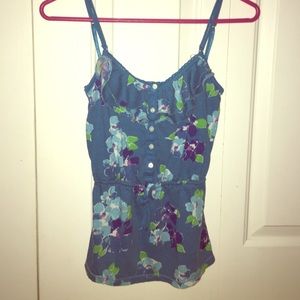 Cute floral tank top!