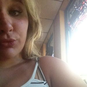 Meet your Posher, Carly