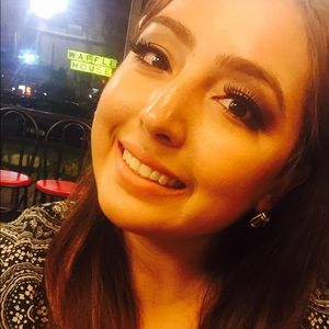 Meet your Posher, Karina