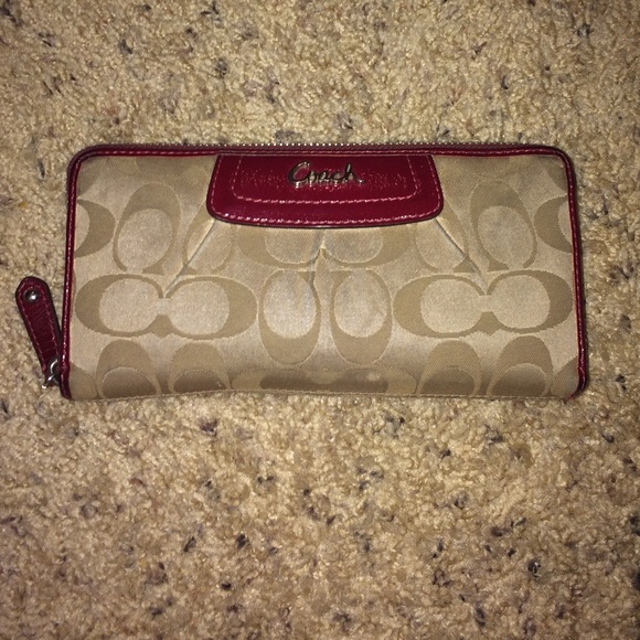 Coach wallet