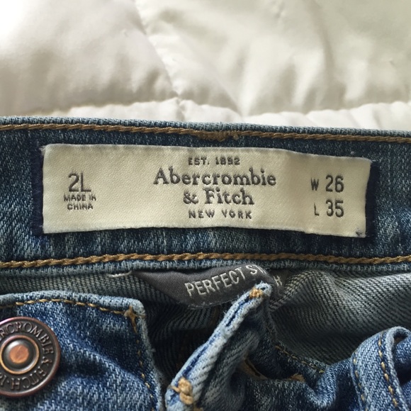 Jeans - Picture 3 of 3