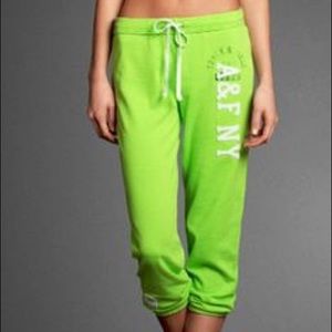NEW Abercrombie & Fitch Green Crop Sweatpants