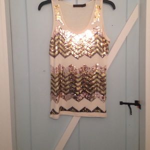The Limited Sequin Top size S