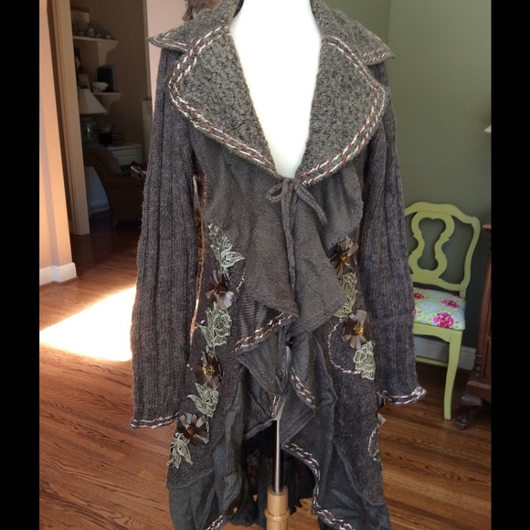 Jackets & Blazers - CAMEL WOOL BLEND MOHAIR SWEATER EMBELLISHED COAT