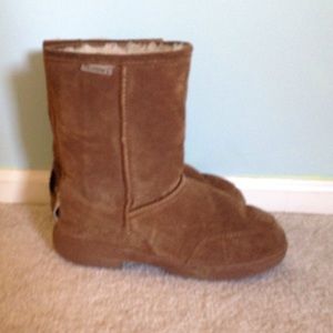 Bearpaw boots