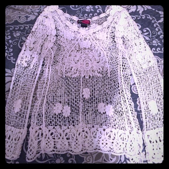 NWOT cute long sleeve croshay type see through top