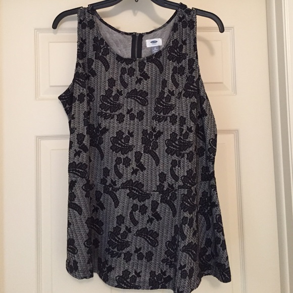 Old Navy Tops - Old Navy peplum top
