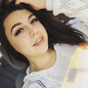 Meet your Posher, Britney