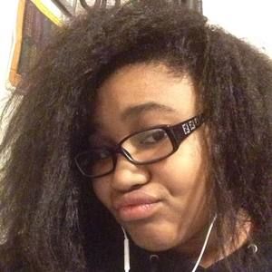 Meet your Posher, Jasmin