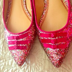 Beautiful, Trendy Glitter Flats