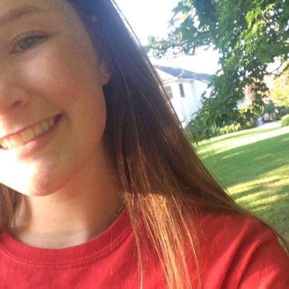 Meet your Posher, Cece