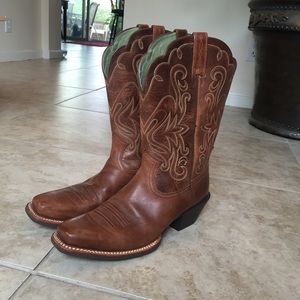NEW Ariat Legacy Square Toe Cowboy Boots 9.5 B