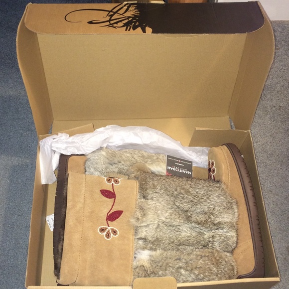 Manitobah Fur Boots