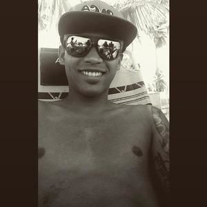 Meet your Posher, Luis