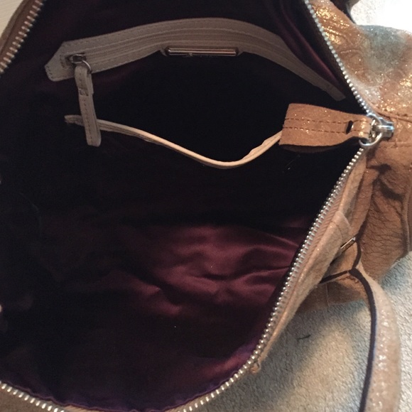 B Markowsky tan shimmer bag - Picture 2 of 4