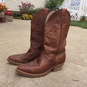 Women's Abilene Leather Cowboy Boots. Size 9.