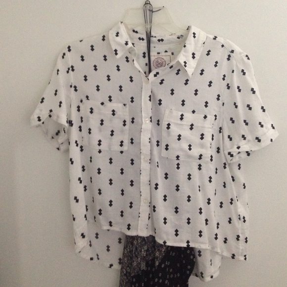 Cropped button up shirt