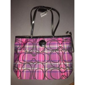 Beautiful brand new coach purse 💜💕