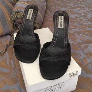 Gently Worn Steve Madden Black Heals
